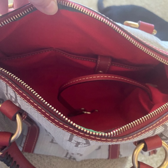Dooney & Bourke jacquard logo Florentine signature canvas satchel red trim new - Picture 4 of 6